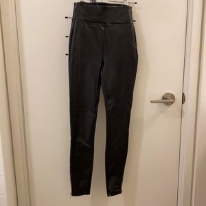 BNWT XXS vegan leather ankle zip leggings